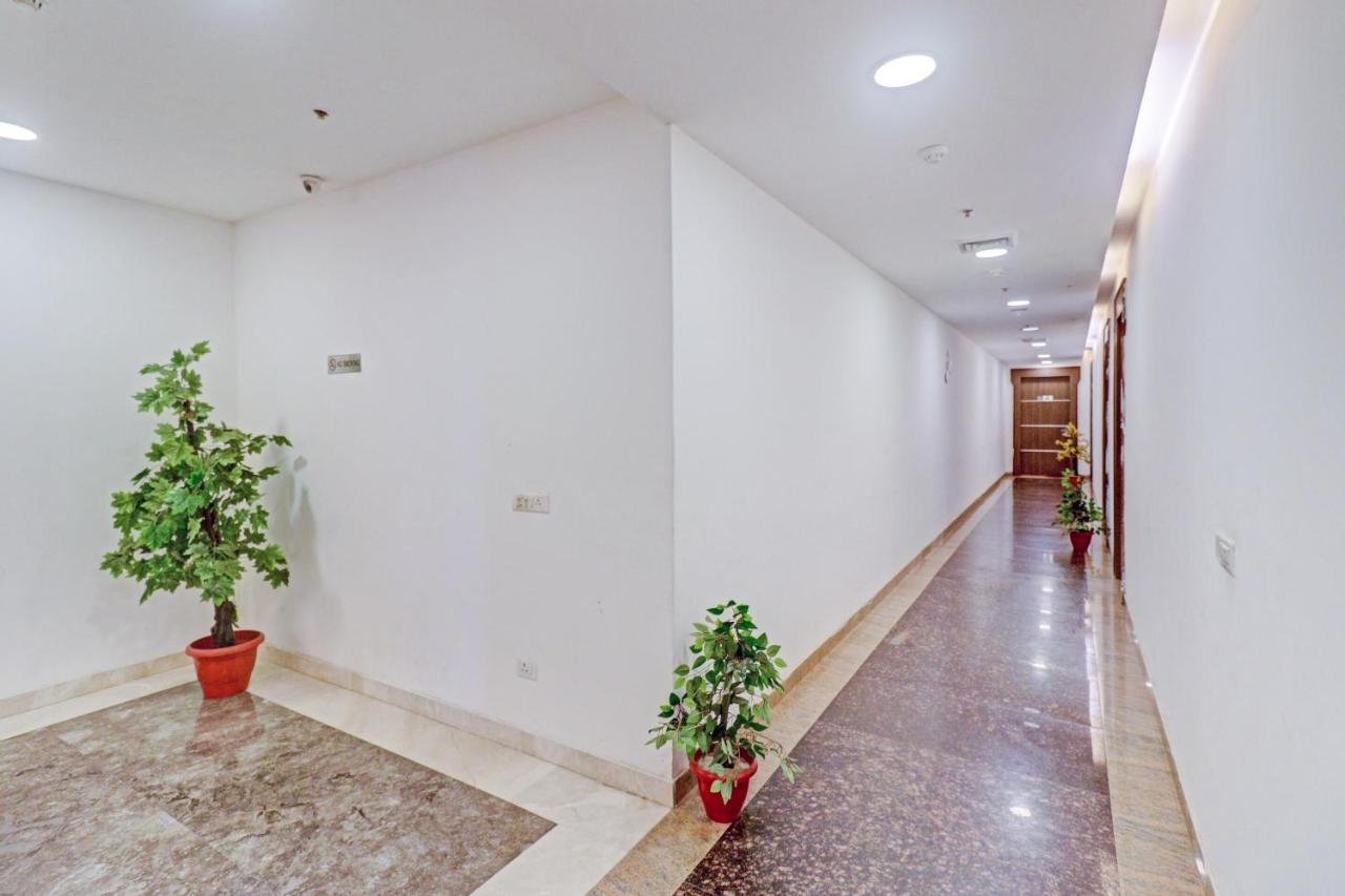 Oyo Townhouse 484 Sanskriti Hotel Delhi  Exterior foto