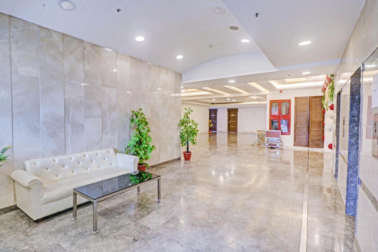 Oyo Townhouse 484 Sanskriti Hotel Delhi  Exterior foto